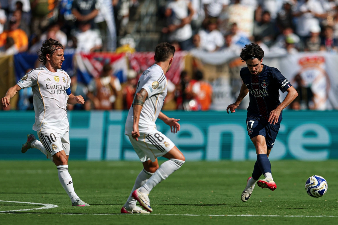 Leyu-包含全明星赛赛程吃紧，巴黎圣日耳曼转会期队长鼓劲，震撼外界，阵容厚度经受考验的词条-Leyu